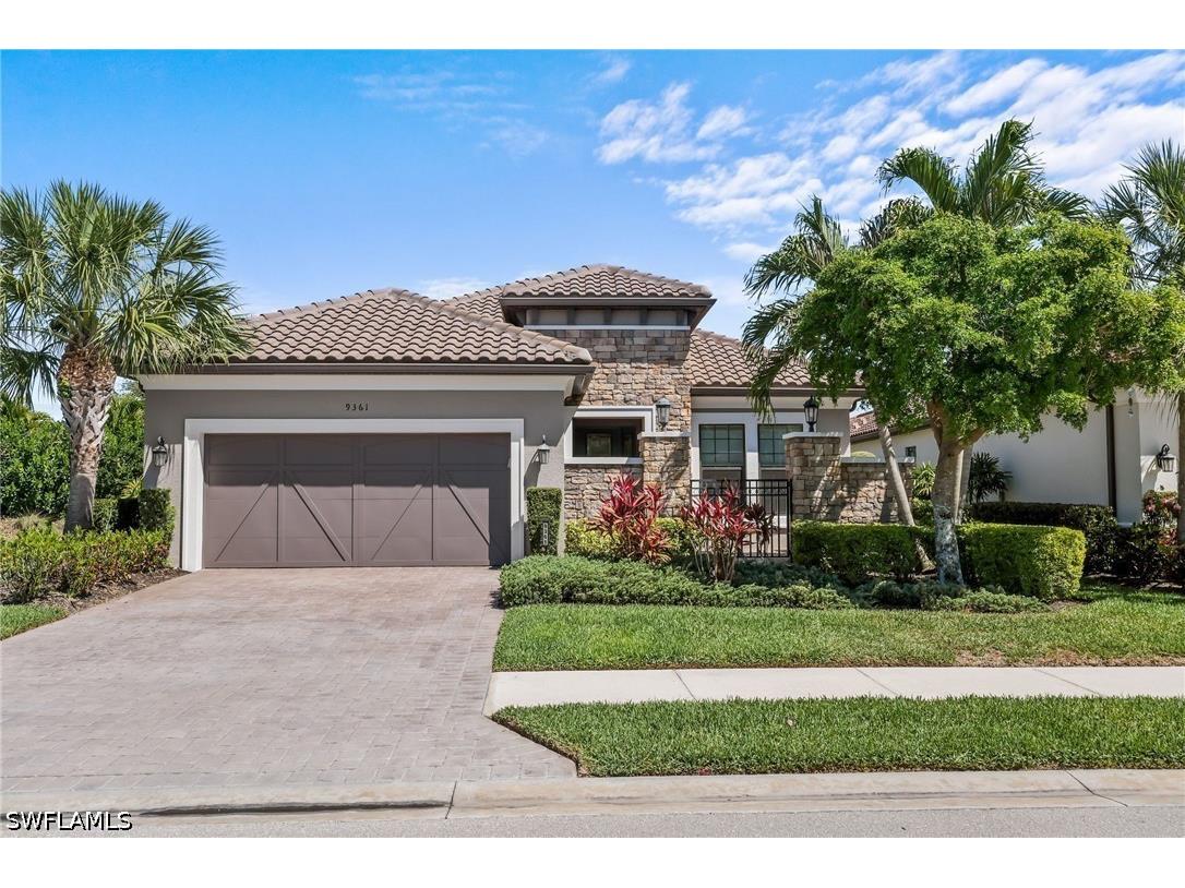 9361 Terresina Drive Naples FL 34119 226012240 image1