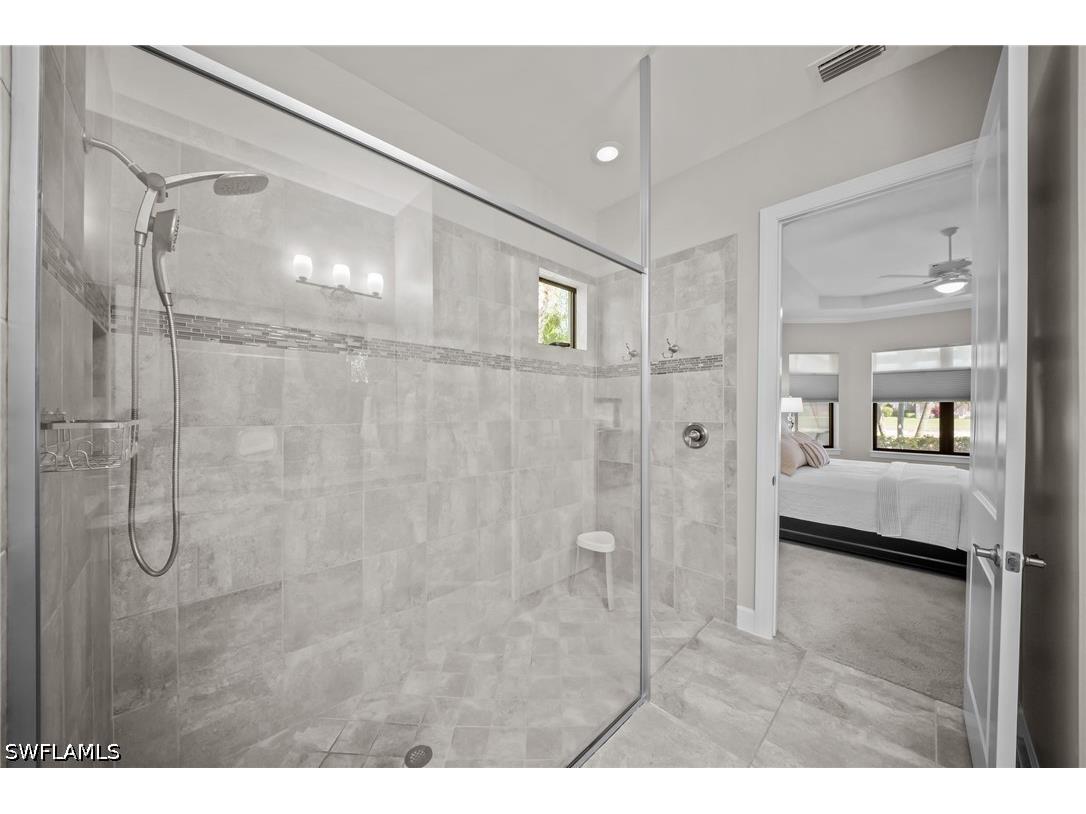 9361 Terresina Drive Naples FL 34119 226012240 image17