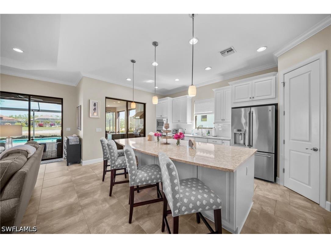 9361 Terresina Drive Naples FL 34119 226012240 image9