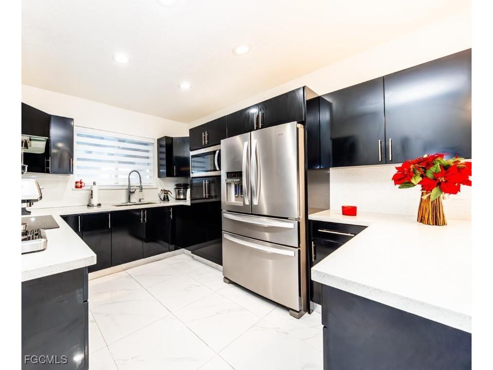 9365 Sw 44th St Miami FL 33165 2025023554 image11