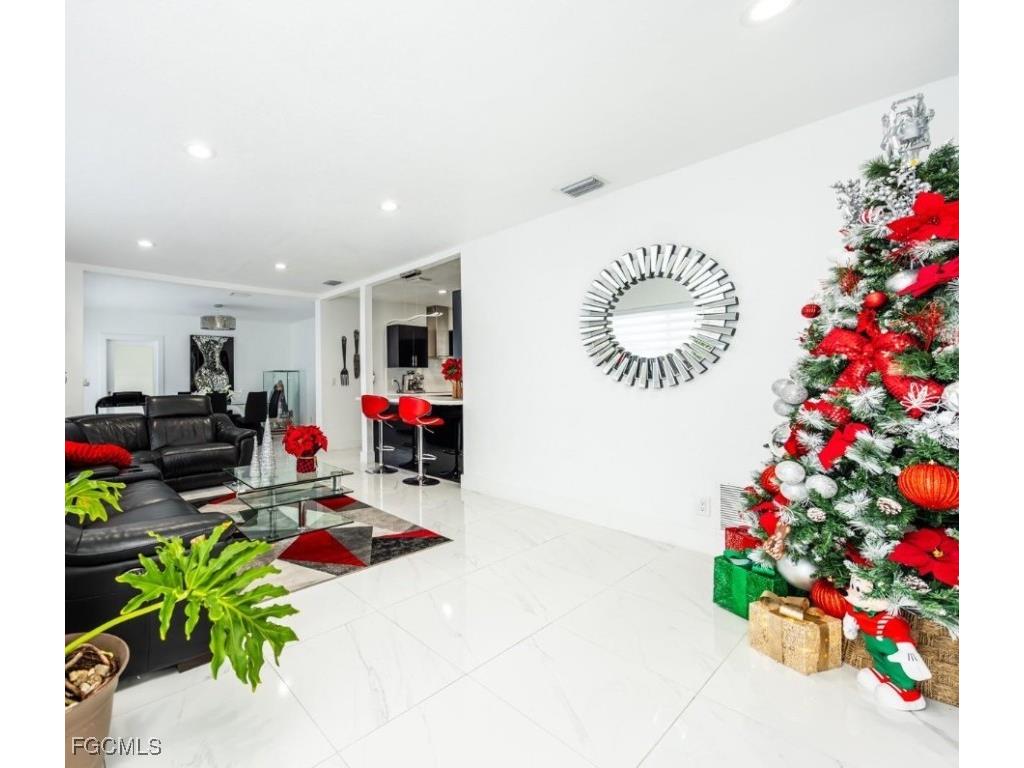 9365 Sw 44th St Miami FL 33165 2025023554 image7