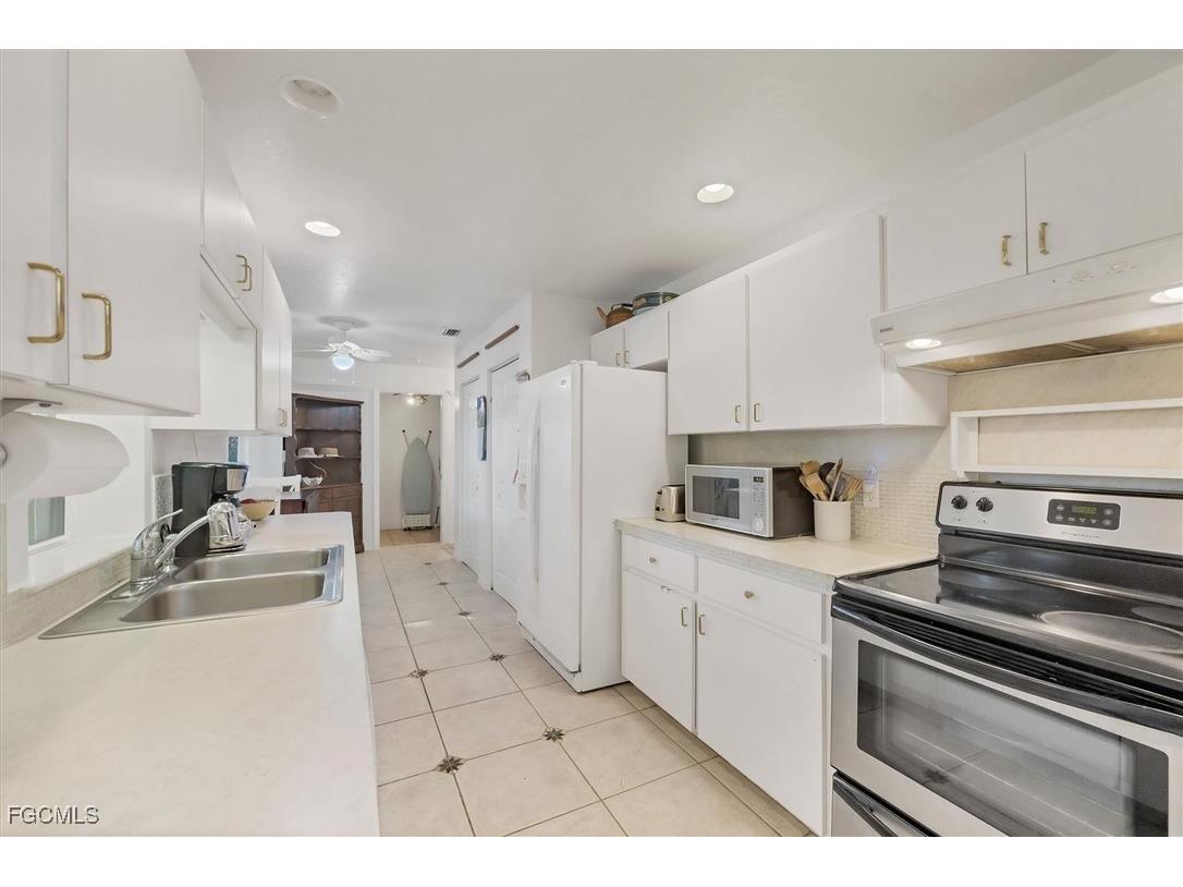 9366 Westminster Avenue Englewood FL 34224 2025010219 image12