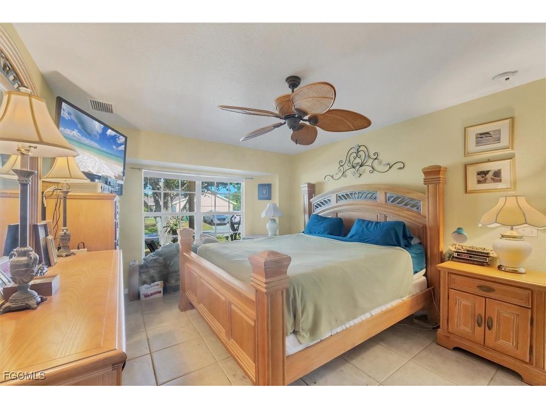 9366 Westminster Avenue Englewood FL 34224 2025010219 image14