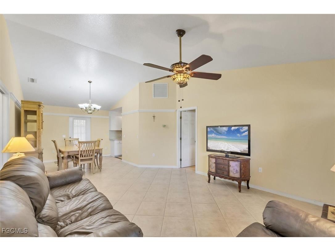 9366 Westminster Avenue Englewood FL 34224 2025010219 image8