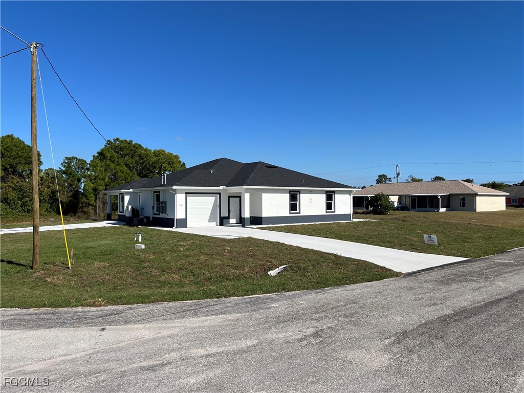 937 Graystone Avenue Lehigh Acres FL 33974 2025025261 image1