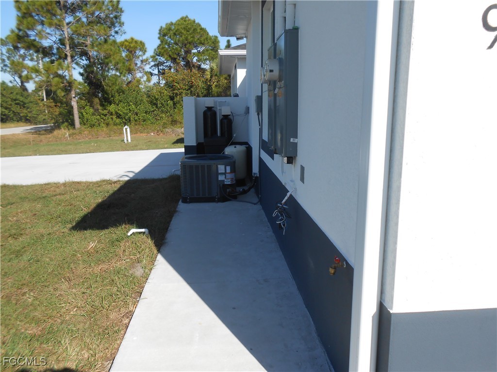 937 Graystone Avenue Lehigh Acres FL 33974 2025025261 image32