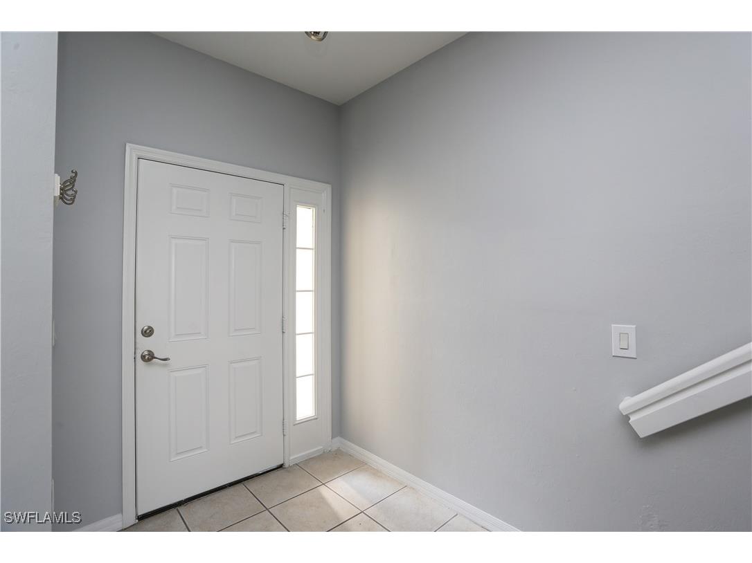 937 Hampton Circle Naples FL 34105 225059289 image7