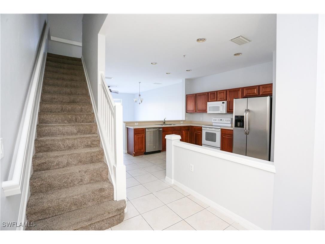 937 Hampton Circle Naples FL 34105 225059289 image8