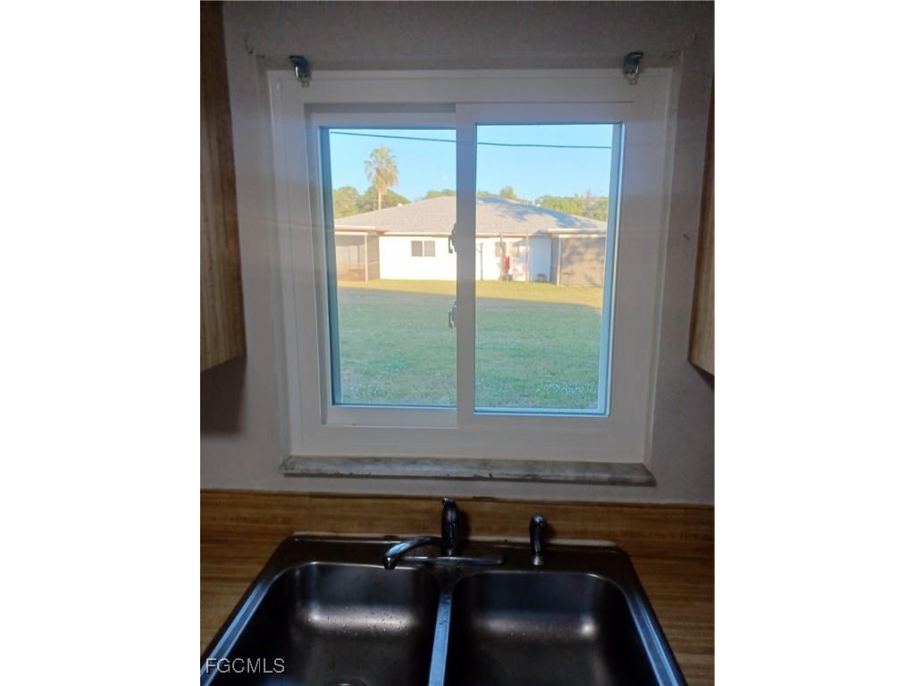 937 SE 23rd Place #1-5 Cape Coral FL 33990 2025018596 image6