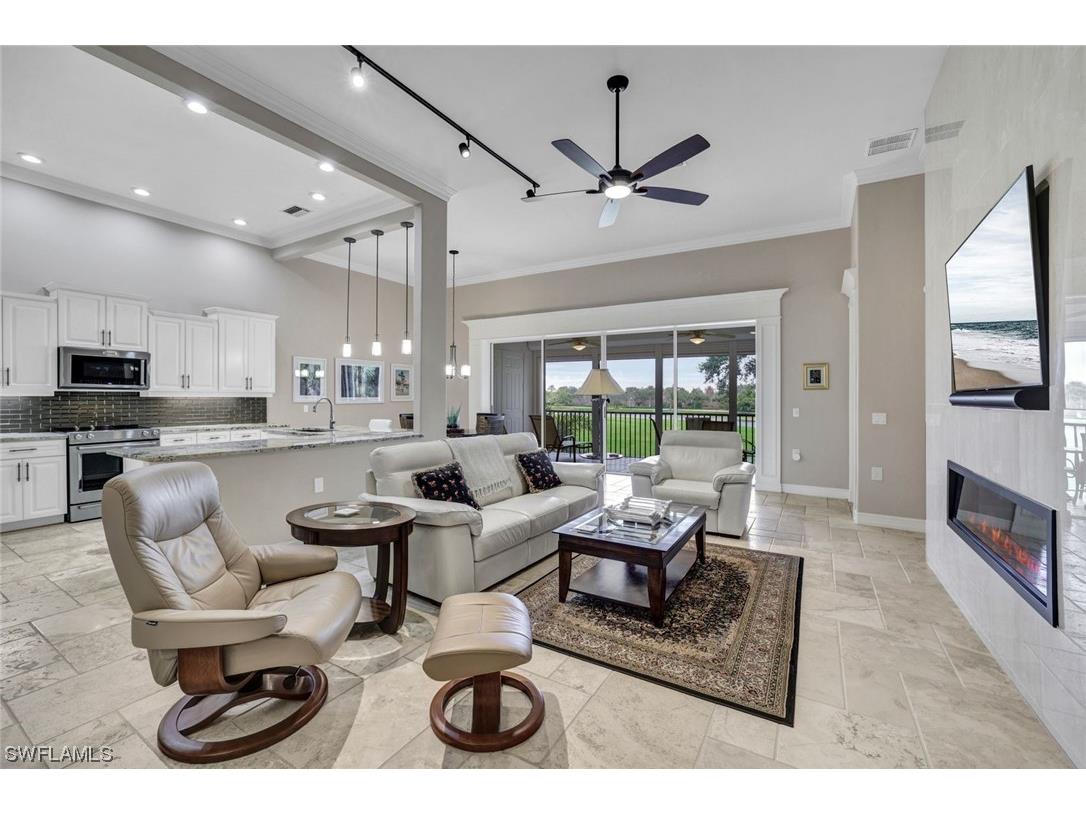 9370 Triana Terrace #304 Fort Myers FL 33912 224004346 image1