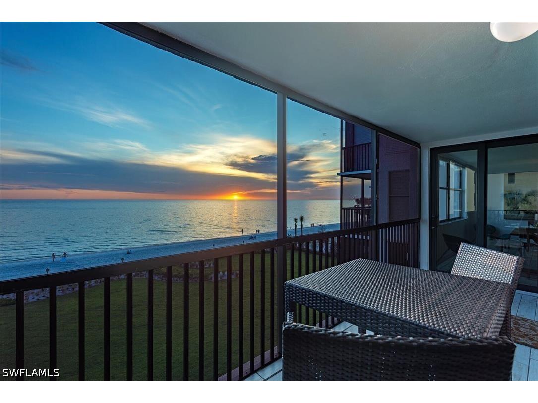 9375 Gulf Shore Drive #402 Naples FL 34108 226013576 image13