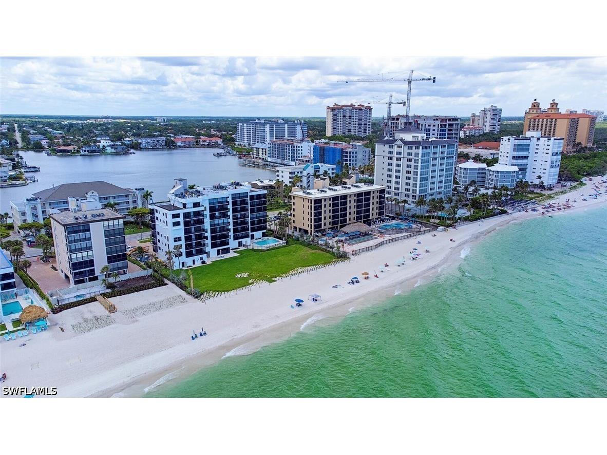 9375 Gulf Shore Drive #402 Naples FL 34108 226013576 image28