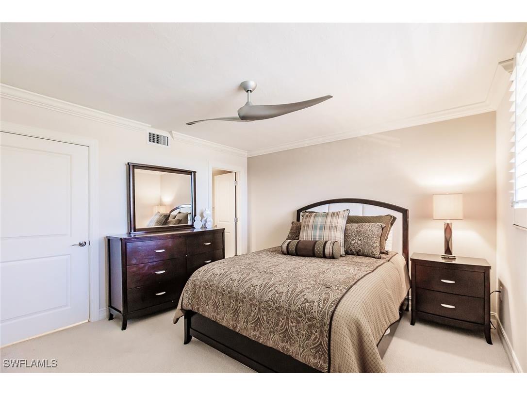 9375 Gulf Shore Drive #302 Naples FL 34108 226003364 image19