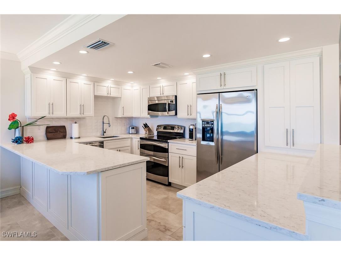 9375 Gulf Shore Drive #302 Naples FL 34108 226003364 image9