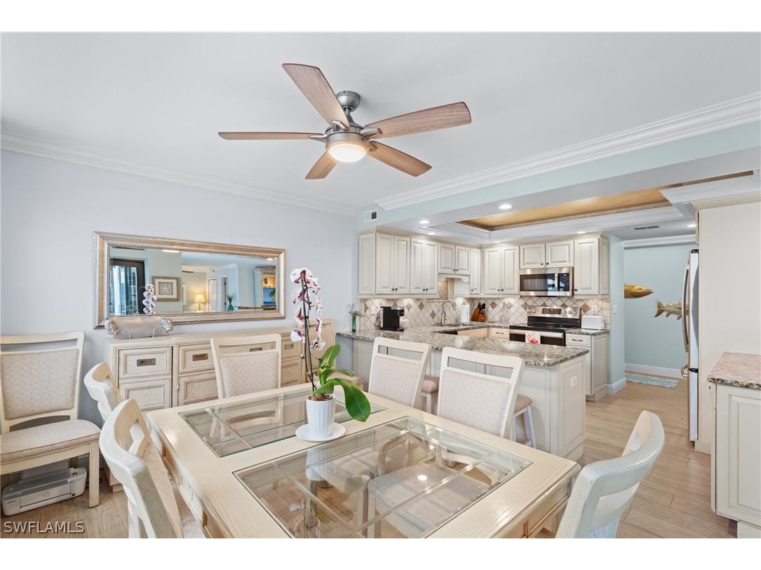 9375 Gulf Shore Drive #401 Naples FL 34108 226009385 image23