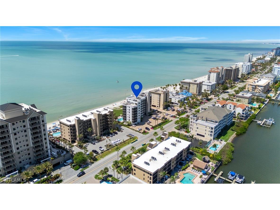 9375 Gulf Shore Drive #401 Naples FL 34108 226009385 image4