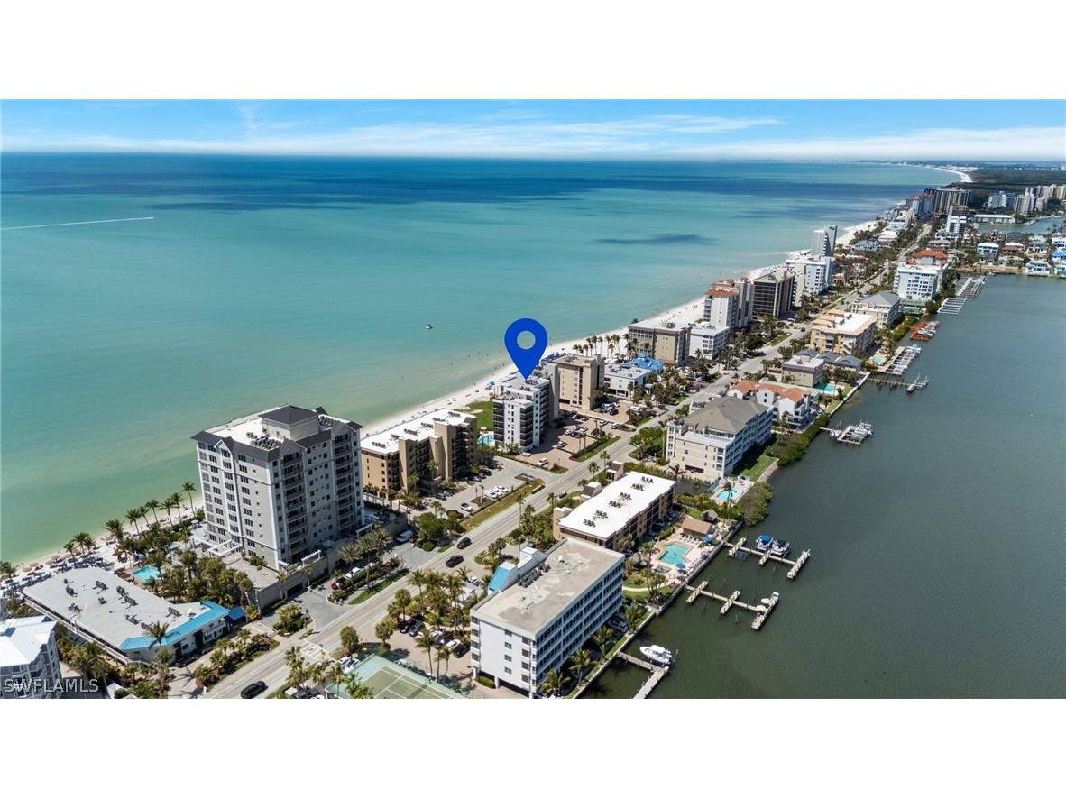9375 Gulf Shore Drive #401 Naples FL 34108 226009385 image5