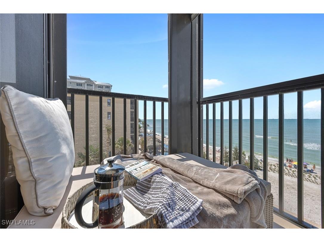 9375 Gulf Shore Drive #502 Naples FL 34108 224049976 image1