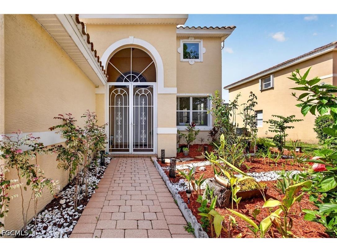9377 Scarlette Oak Avenue Fort Myers FL 33967 2026020997 image3