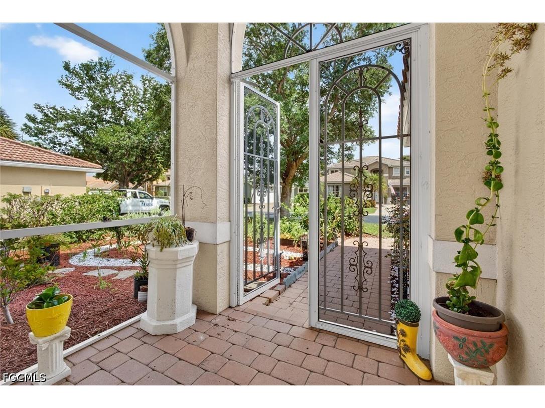 9377 Scarlette Oak Avenue Fort Myers FL 33967 2026020997 image4