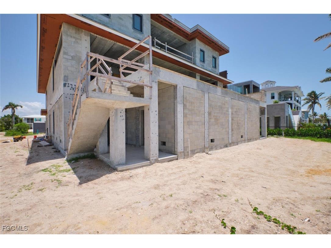 938 San Carlos Drive Fort Myers Beach FL 33931 2026002182 image8