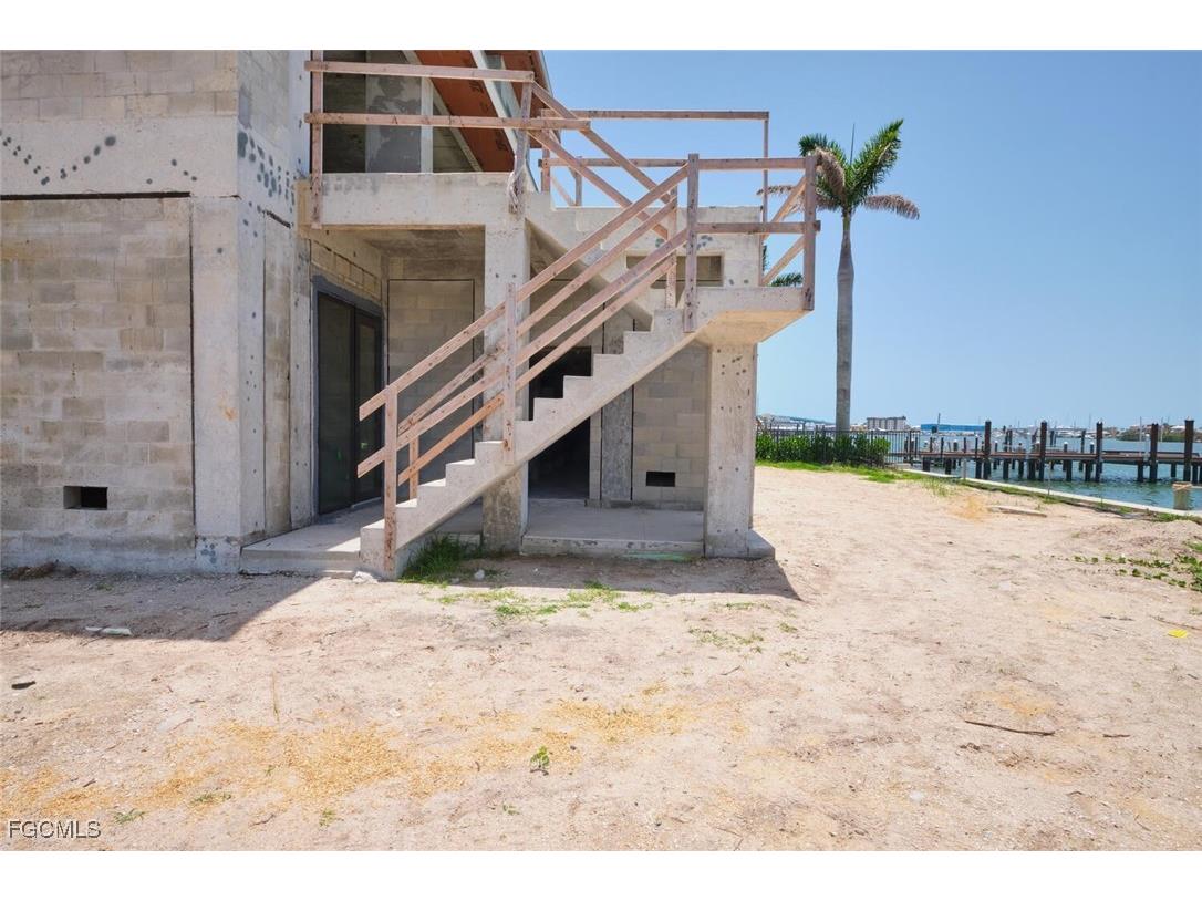 938 San Carlos Drive Fort Myers Beach FL 33931 2026002182 image9
