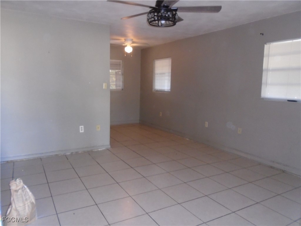 938 Tropical Palm Avenue North Fort Myers FL 33903 2025005072 image3