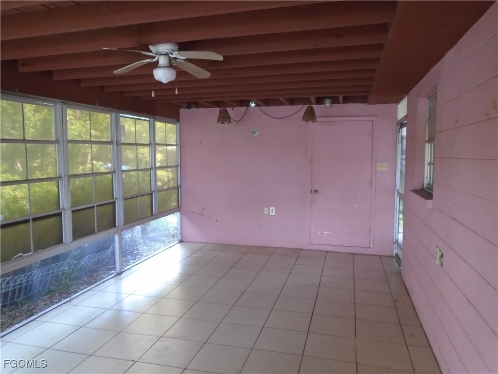 938 Tropical Palm Avenue North Fort Myers FL 33903 2025005072 image7