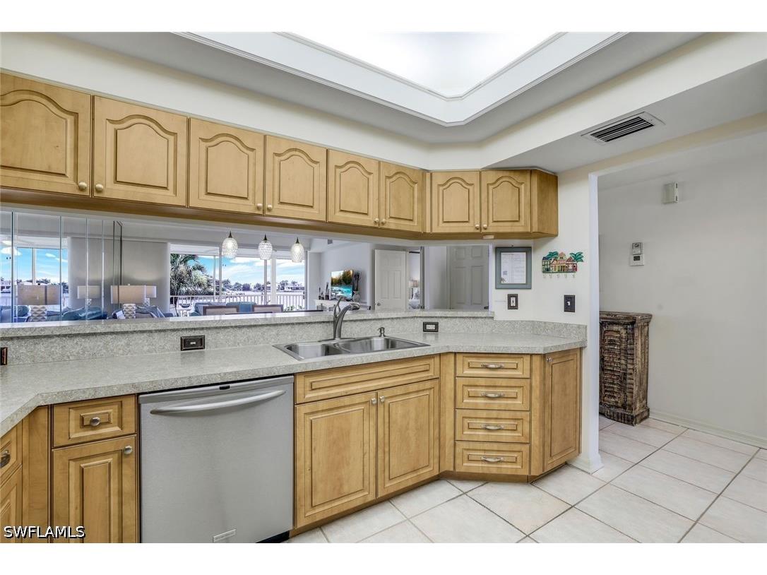 9380 Gulf Shore Drive #102 Naples FL 34108 226020317 image7