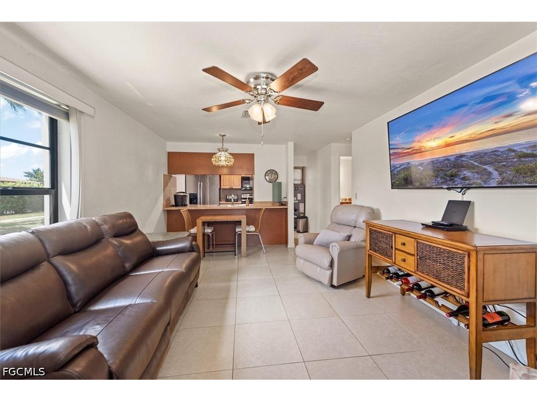 9380 Lennex Lane #701 Fort Myers FL 33919 2026016592 image1