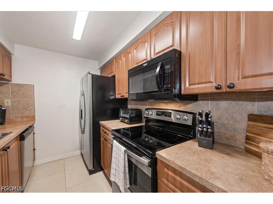 9380 Lennex Lane #701 Fort Myers FL 33919 2026016592 image8