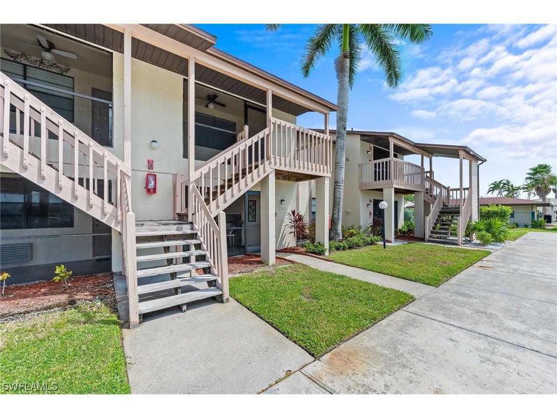 9380 Lennex Lane #719 Fort Myers FL 33919 223068047 image1