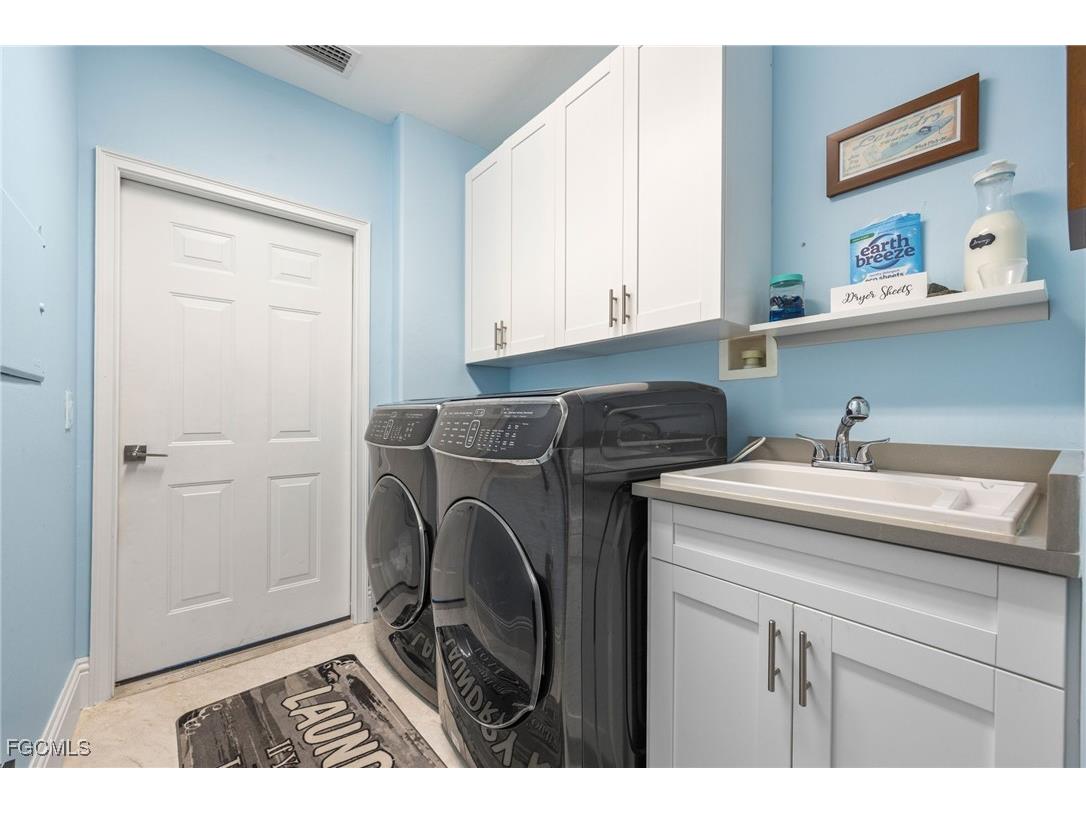 9380 Triana Terrace #312 Fort Myers FL 33912 2025010450 image25