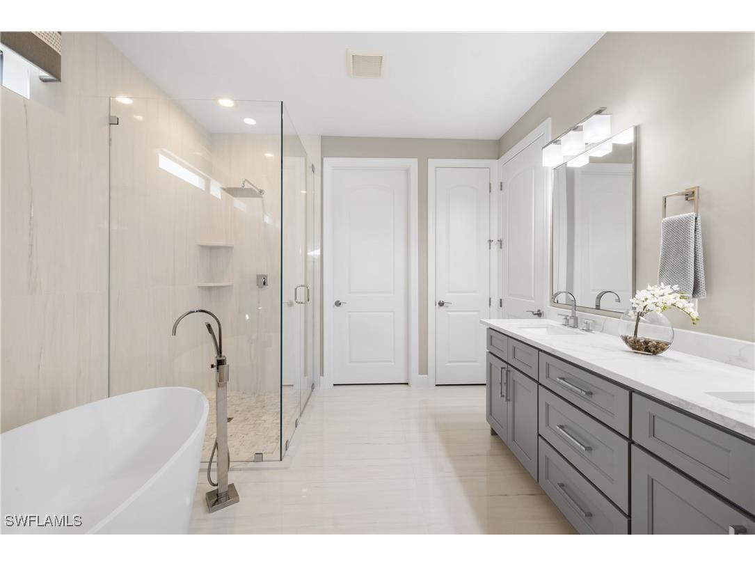 9381 Surfbird Court Naples FL 34120 225077580 image26