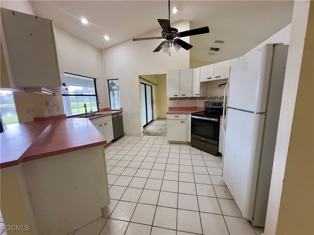 9382 Pineapple Road Fort Myers FL 33967 2025011611 image6