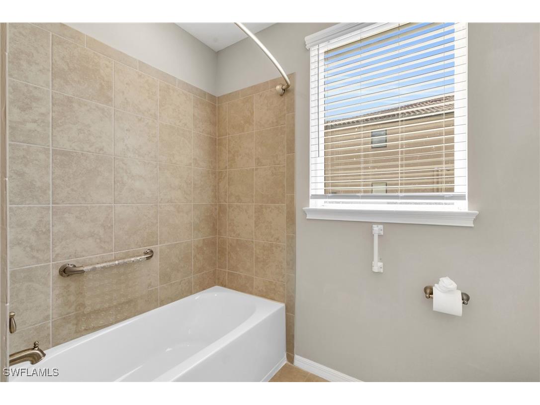 9385 Pocida Court #101 Naples FL 34119 225073249 image20