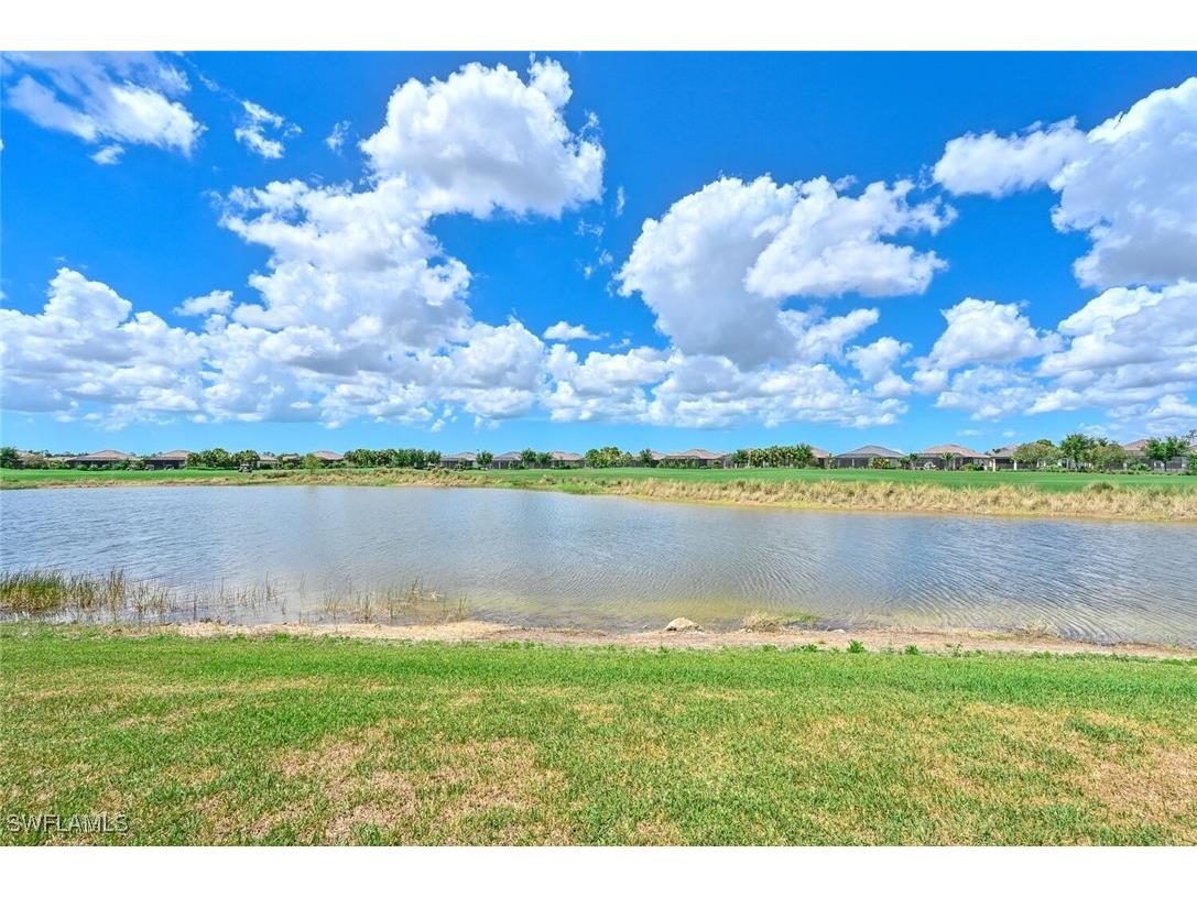 9389 Pocida Court #202 Naples FL 34119 225068978 image20