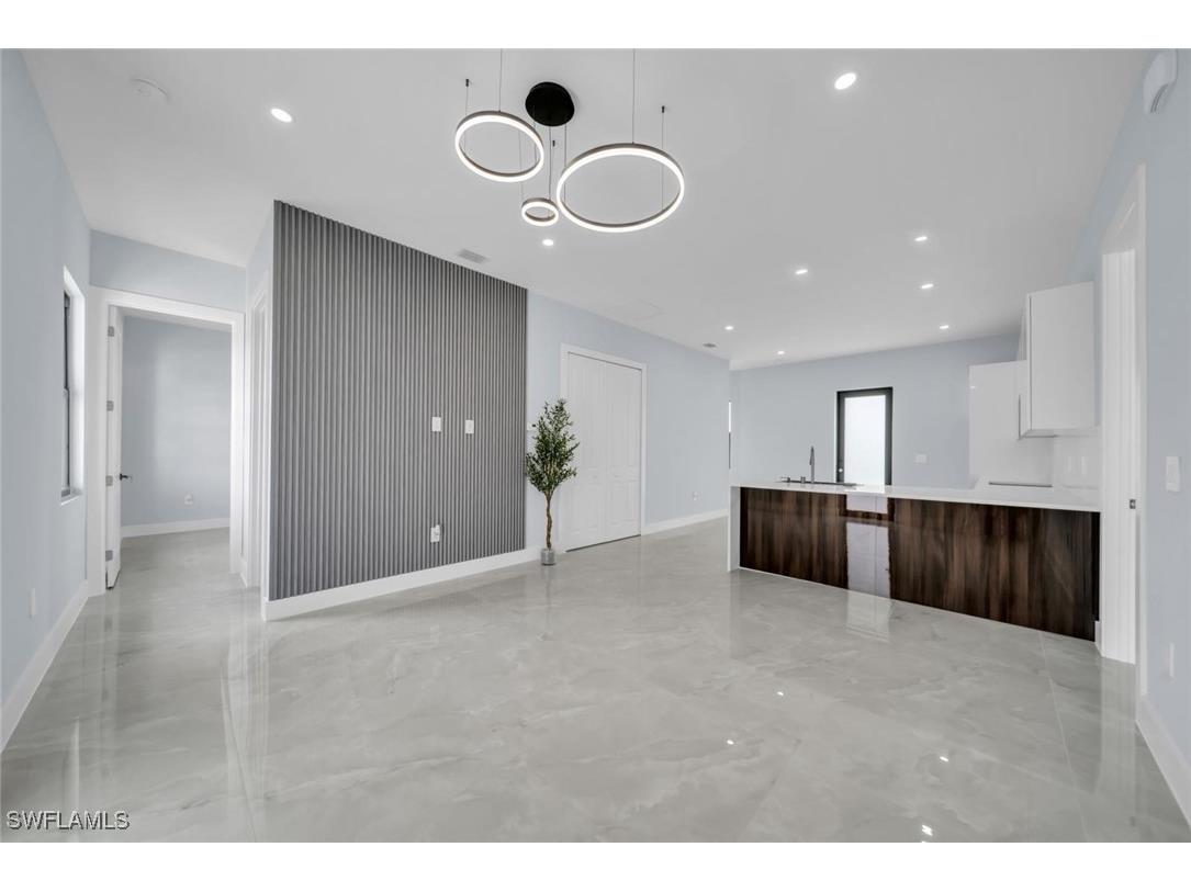 939 Commodore Street Lehigh Acres FL 33974 225066053 image1