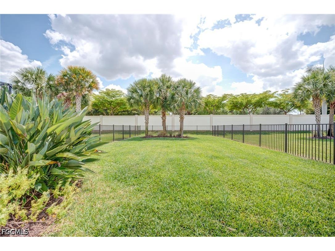 9391 Bramley Terrace Fort Myers FL 33967 2026014976 image30