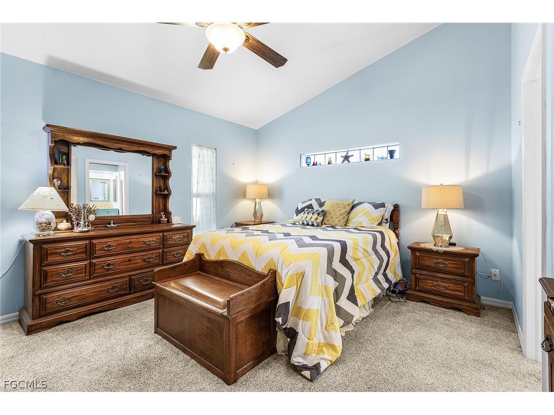 9391 Palm Island Circle North Fort Myers FL 33903 2026010133 image11