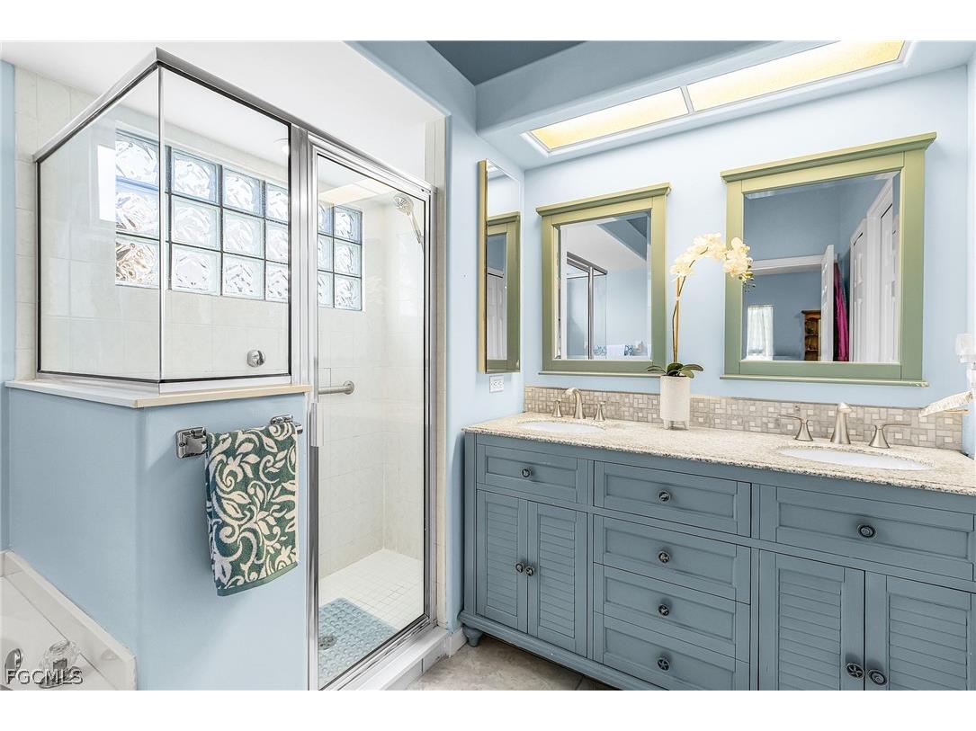 9391 Palm Island Circle North Fort Myers FL 33903 2026010133 image13