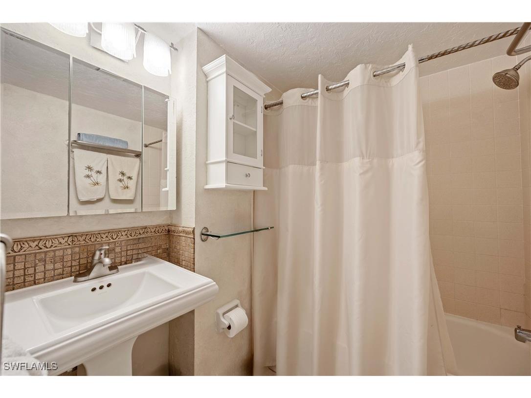 9395 Pennsylvania Avenue #3 Bonita Springs FL 34135 225080528 image17