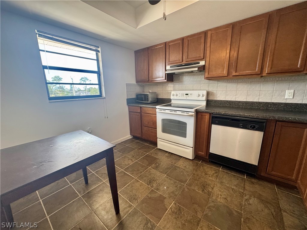 9395 Pennsylvania Avenue #37 Bonita Springs FL 34135 226009773 image3