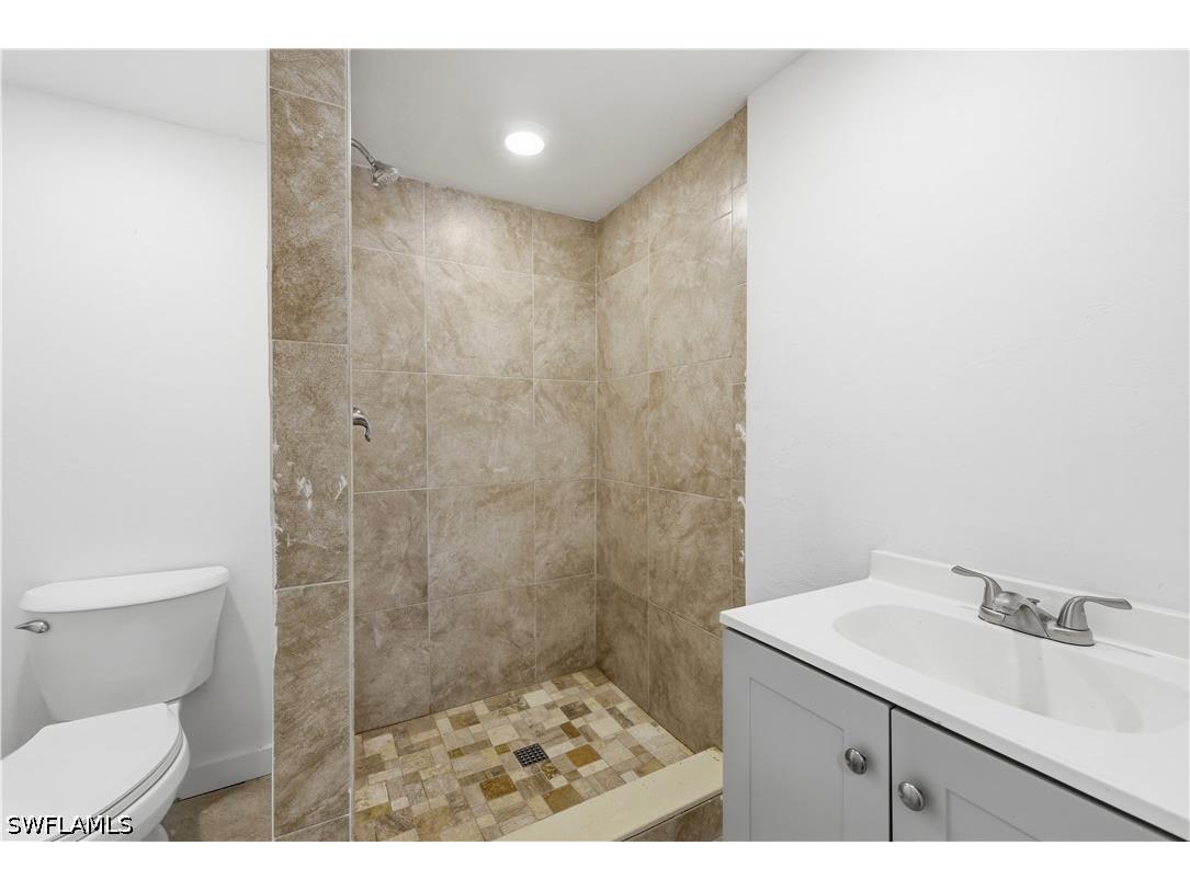 9395 Pennsylvania Avenue #6 Bonita Springs FL 34135 226019576 image28