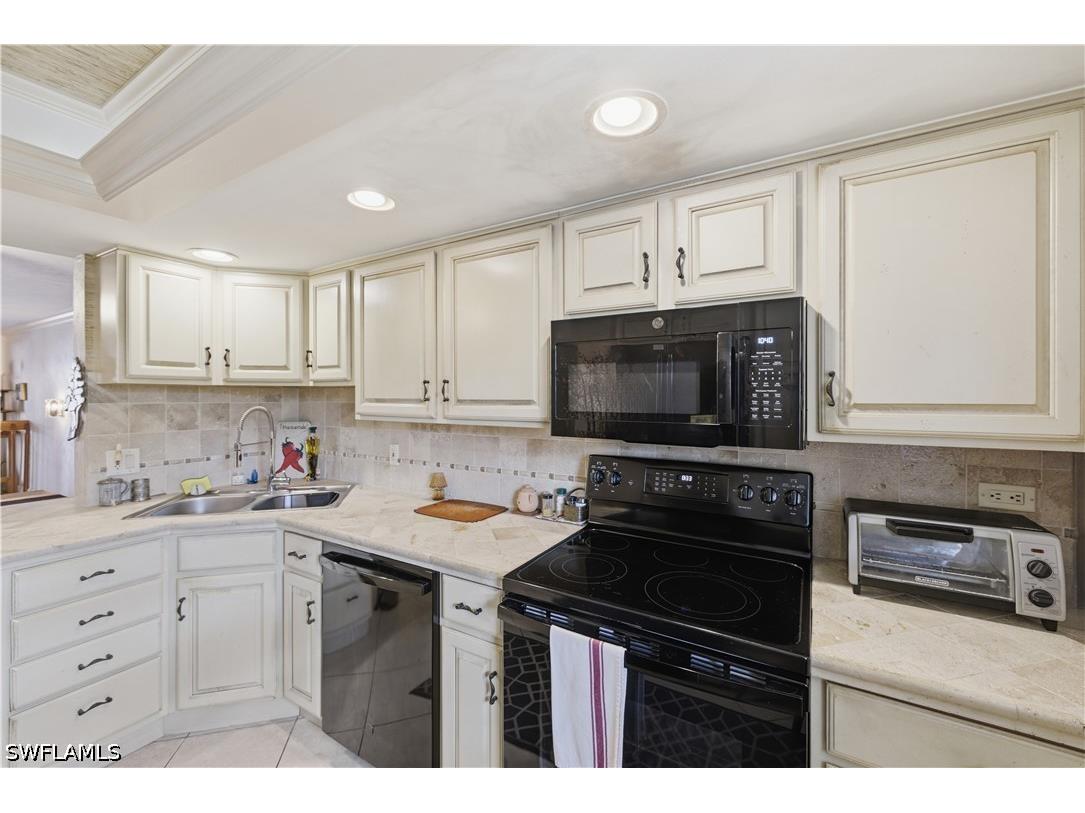 9395 Pennsylvania Avenue #6 Bonita Springs FL 34135 226019576 image6