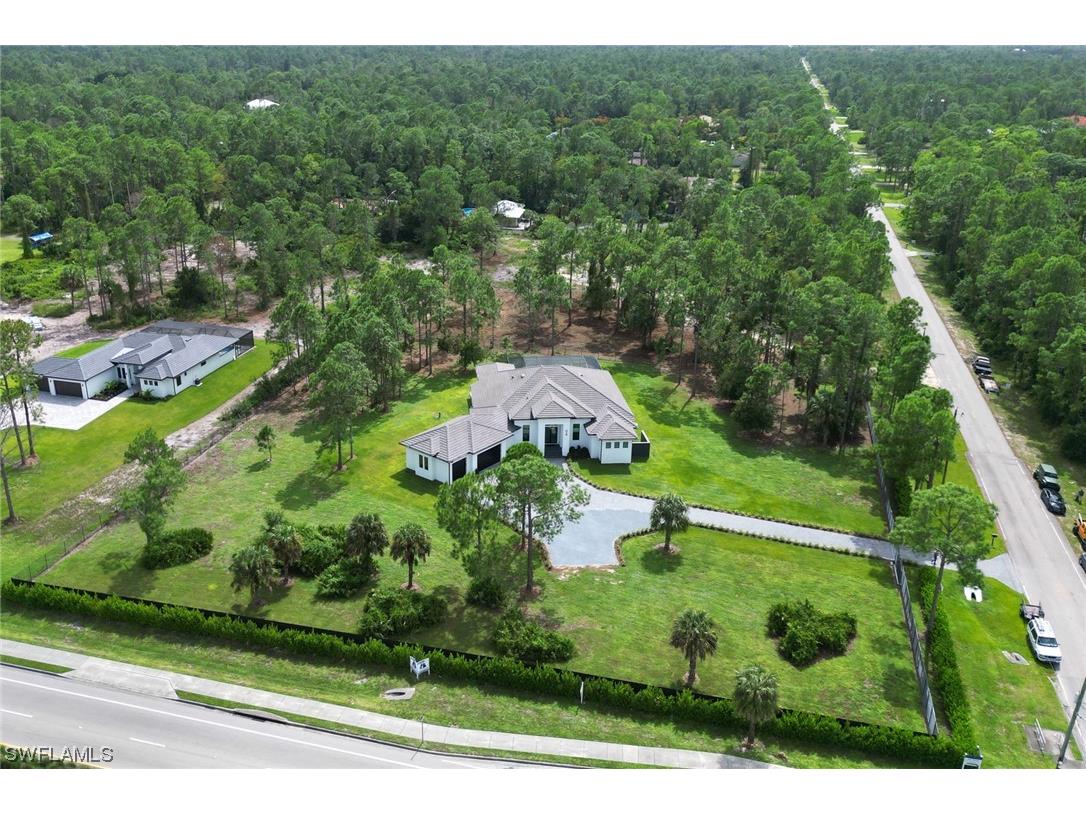 94 29th Street SW Naples FL 34117 223077436 image1