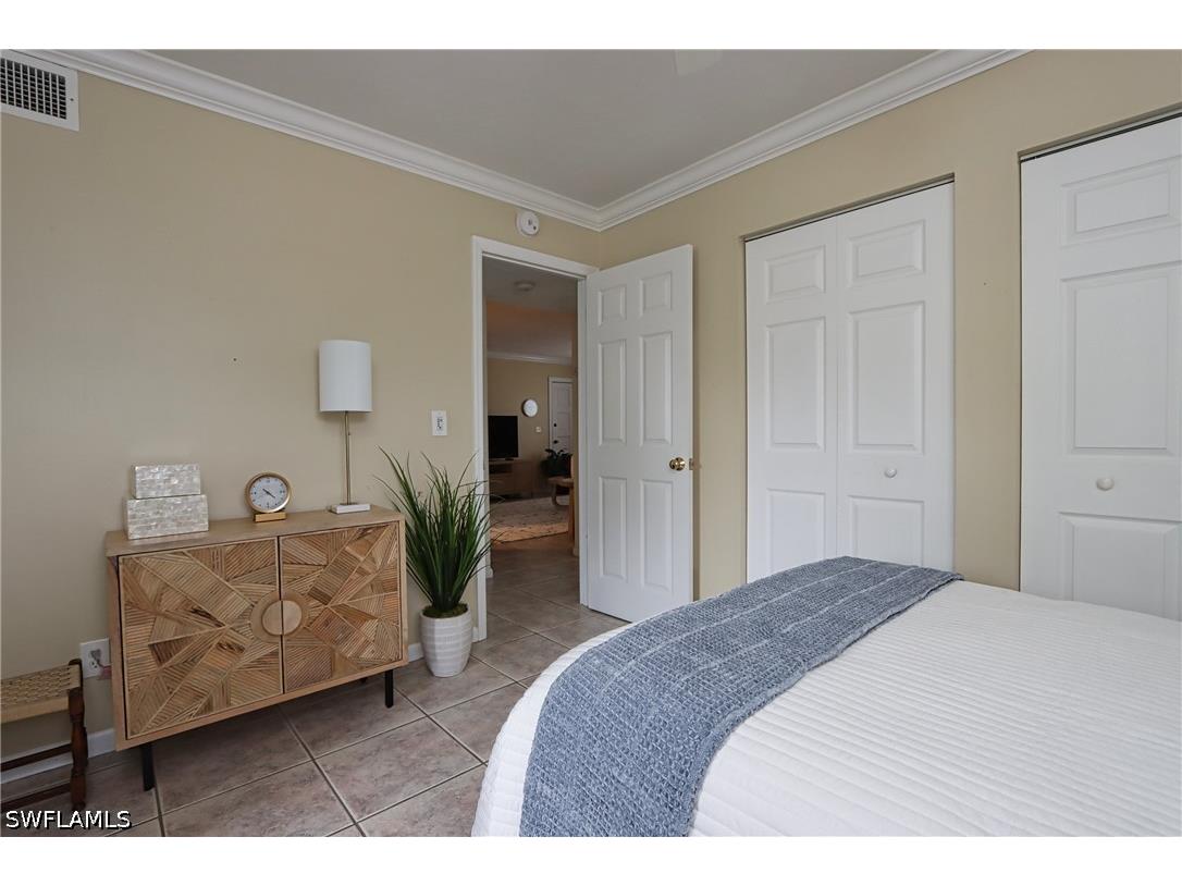 940 3rd Street S #101 Naples FL 34102 226014661 image12