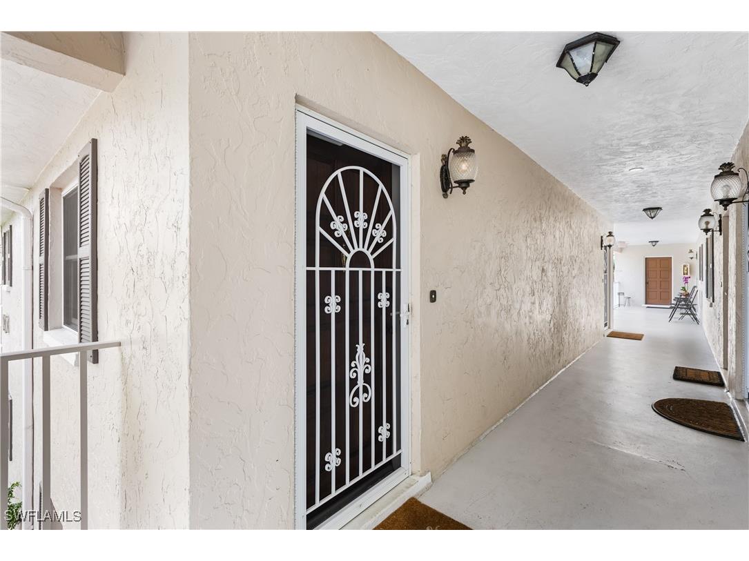 940 3rd Street S #201 Naples FL 34102 225073122 image17