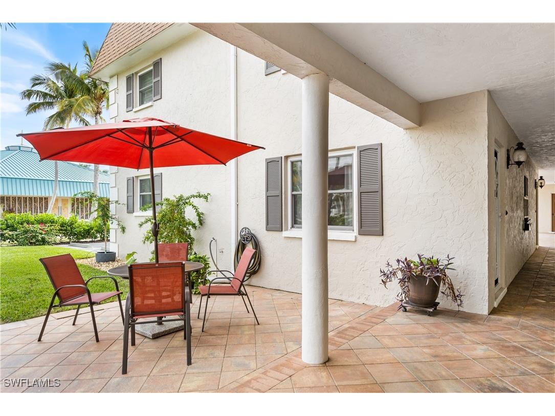 940 3rd Street S #201 Naples FL 34102 225073122 image22