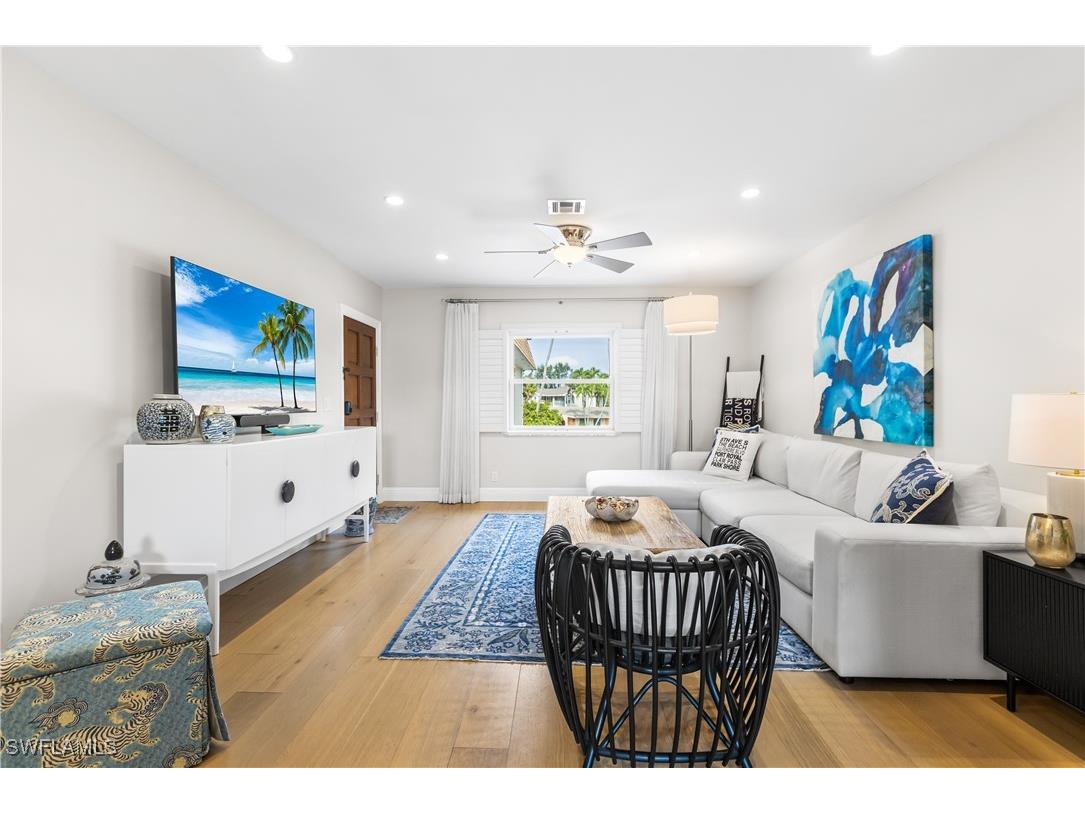 940 3rd Street S #201 Naples FL 34102 225073122 image3